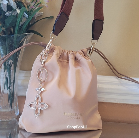 Burberry draw string pouch - Picture 7 of 13